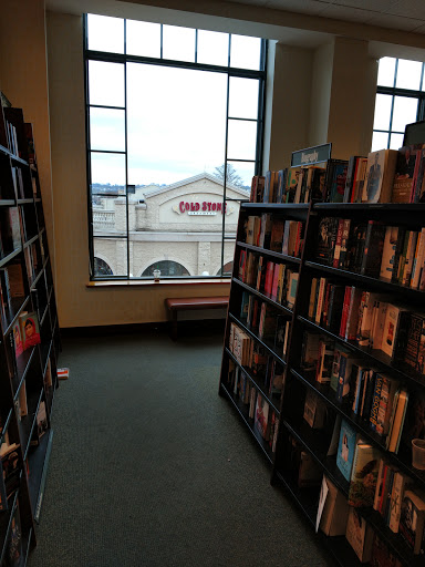 Book Store «Barnes & Noble», reviews and photos, 1 Levee Way, Newport, KY 41071, USA