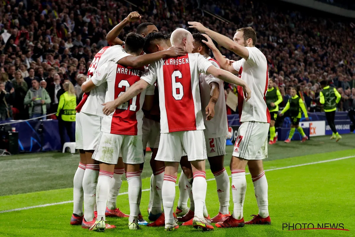 Ajax haalt het van Feyenoord in Nederlandse topper en komt zo alleen aan de leiding in de Eredivisie 