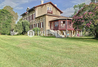 Maison avec piscine et terrasse 5