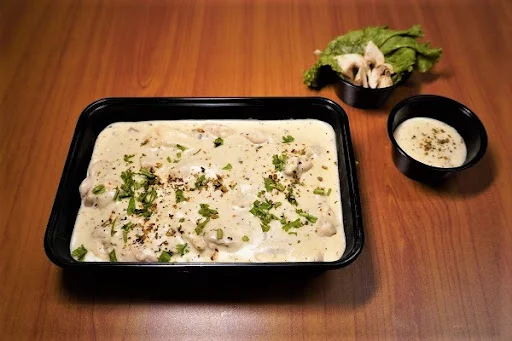 Grilled Paneer With Creamy Cauliflower Puree & Sauteed Mushrooms