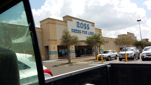 Clothing Store «Ross Dress for Less», reviews and photos, 2113 W Lincoln St, Harlingen, TX 78552, USA