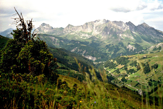 Chain des Aravis der prächtige Gipfel des der Mont Charvin 