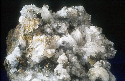 Yeso-Gypsum