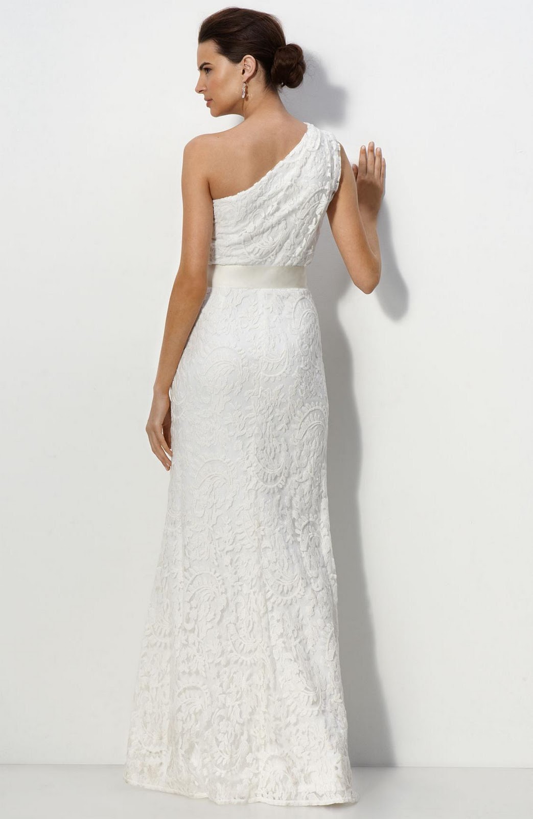 one shoulder wedding dresses