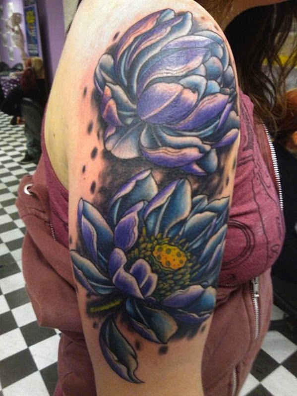 roxo_da_flor_de_ltus_da_tatuagem