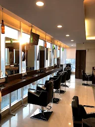 OHAIR SALON MULUND photo 2