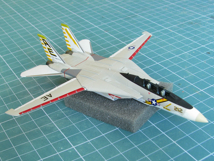 F-14%2B049.jpg