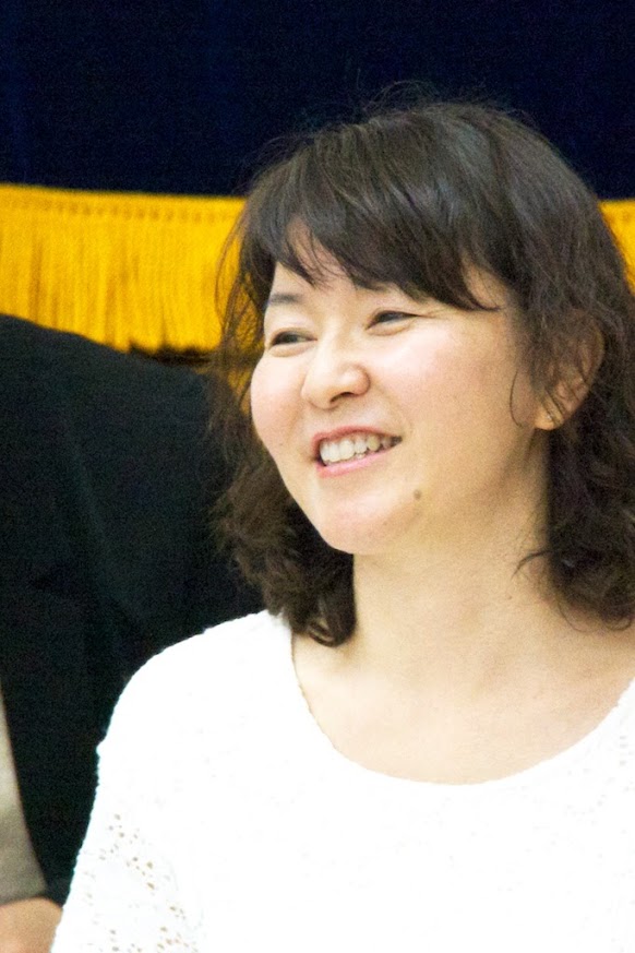 高橋由美子さんさん