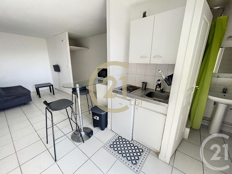 Location meublée appartement 1 pièce 21 m² à Montpellier (34000), 444 €