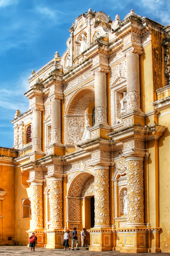 La Merced Church. 10 ways to get the most out of your Guatemalan vacation