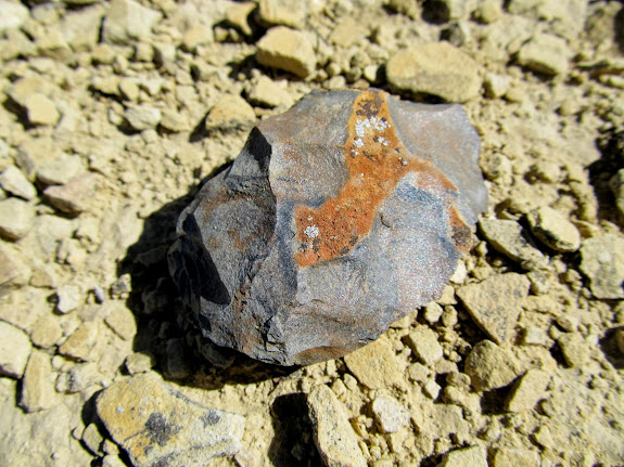 Roughly-worked piece of chert