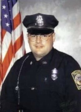 Taunton MASS. police officer dies of Covid-19