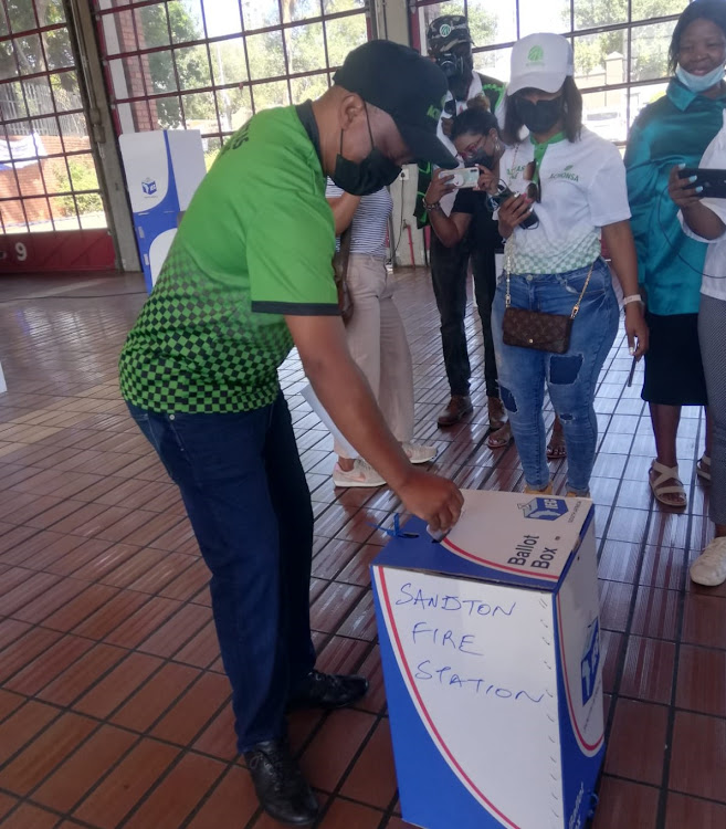 ActionSA leader Herman Mashaba casting his vote. Picture: NONKULULEKO NJILO