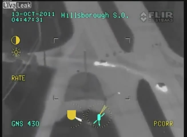 Raw Video Robbery Suspects Make A Failed Run