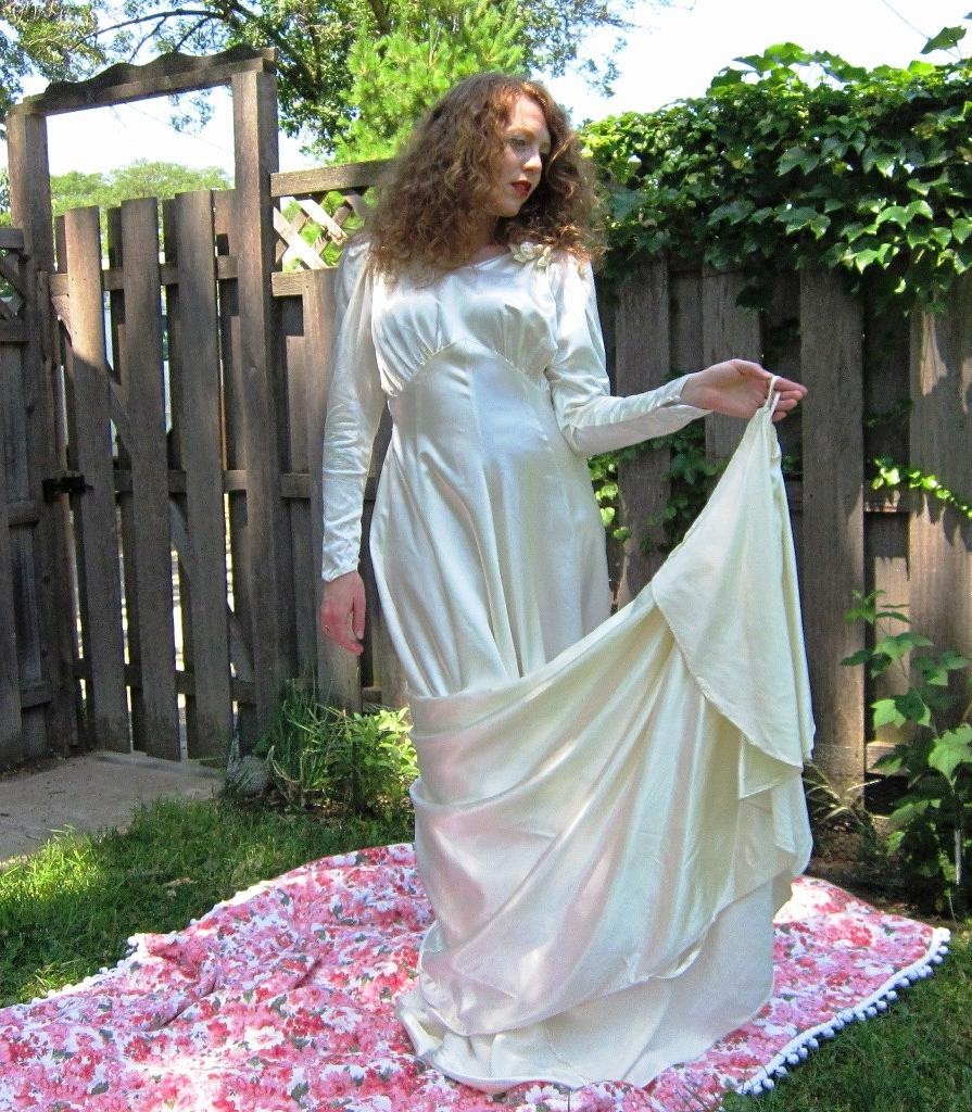 Vintage 1940s Wedding Dress,