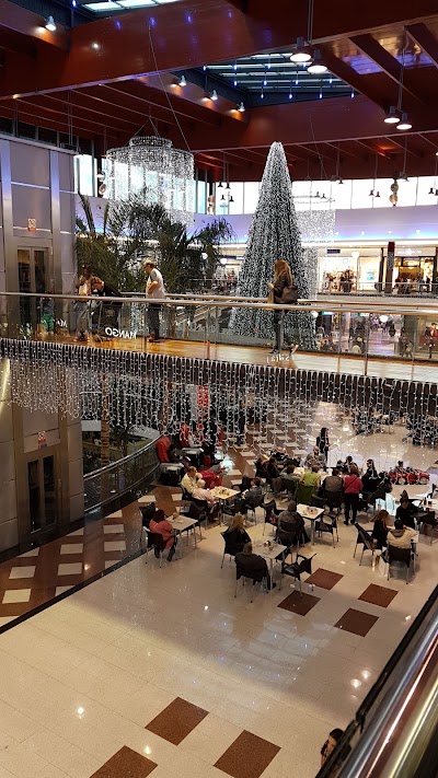 Photos of Centro Comercial La Ca&ntilde;ada