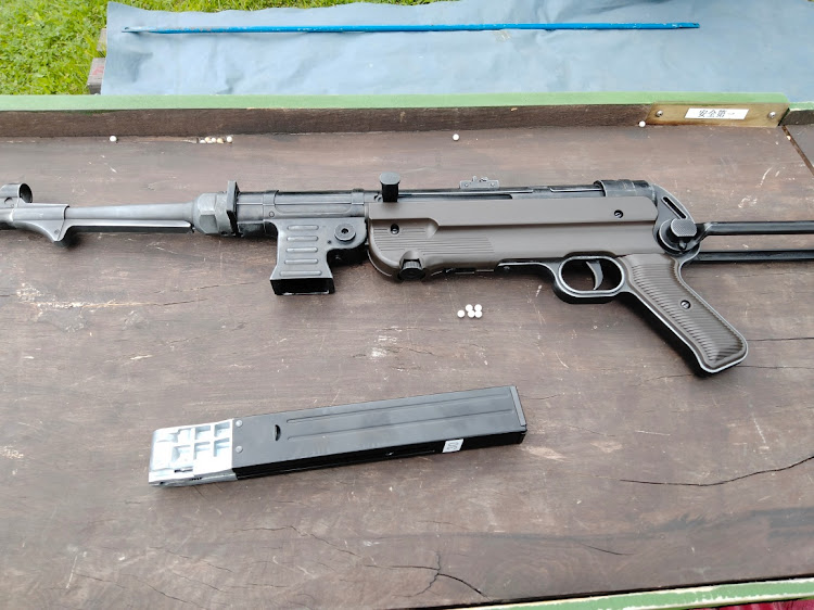 チェイサーのBB弾射撃場＆ラジコン戦車コースMOE・シューティングレンジ・まんぷく屋・旅行行きたいに関するカスタム事例の投稿画像3枚目