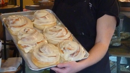 cropped-cinn-rolls.jpg.441x248_0_258_2701-2016-12-10-22-04.jpg