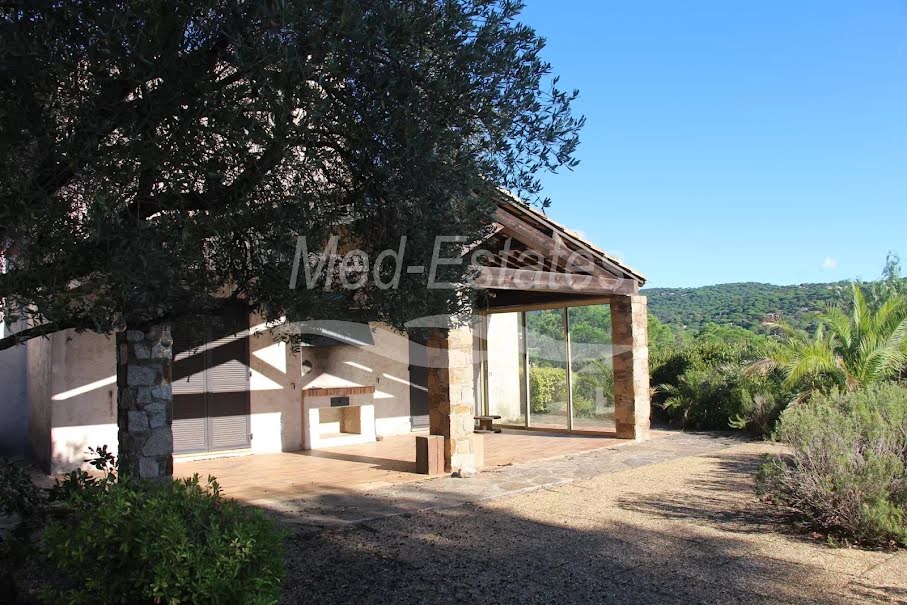 Vente villa 5 pièces 180 m² à La Croix-Valmer (83420), 2 295 000 €