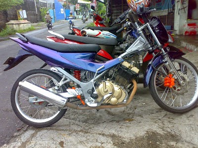 Supra X 125 Modifikasi Road Race