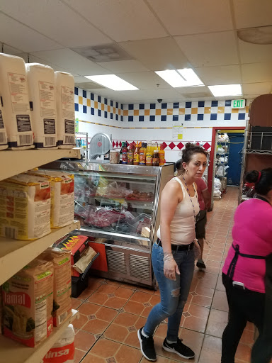 Mexican Grocery Store «La Tienda», reviews and photos, 6490 Dobbin Rd, Columbia, MD 21045, USA