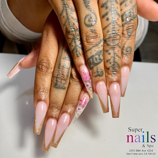 Super Nails & Spa