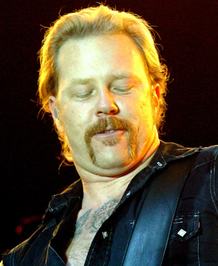 파일:external/static.gigwise.com/7790212_JamesHetfield-Moustache.jpg