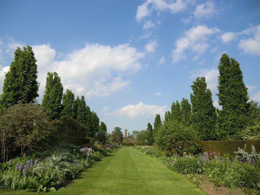 CIMG1272 Double Mixed Border, Broadview Gardens