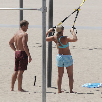 Lindsey_Vonn_Practice_on_the_Beach_in_Santa_Monica_July_15_2016_27 (1).jpg