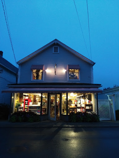 Book Store «Bunch of Grapes Bookstore», reviews and photos, 35 Main St, Vineyard Haven, MA 02568, USA