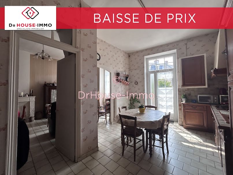 Vente maison 4 pièces 112 m² à Loudun (86200), 92 500 €