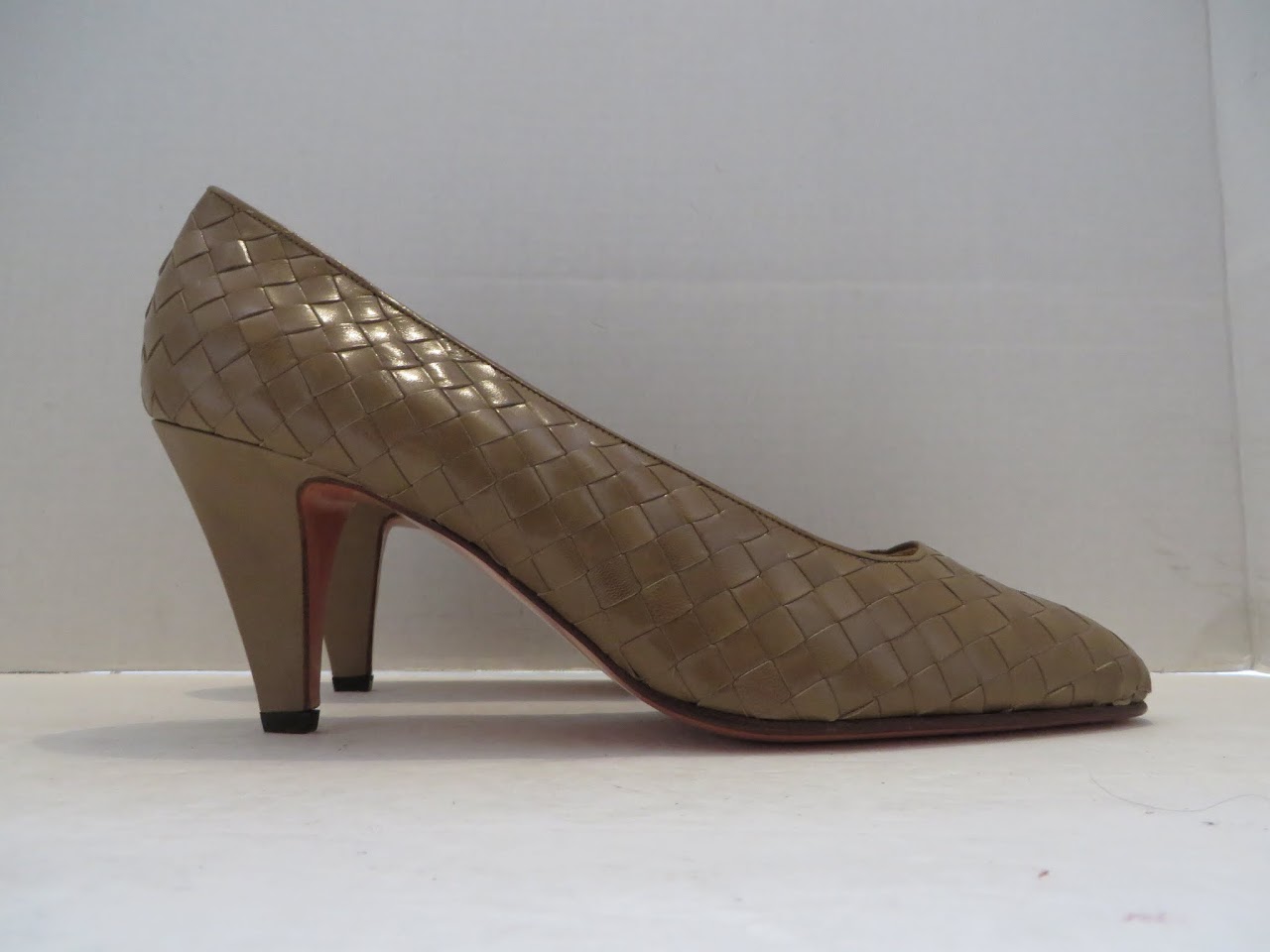 Bottega Veneta Taupe Pumps