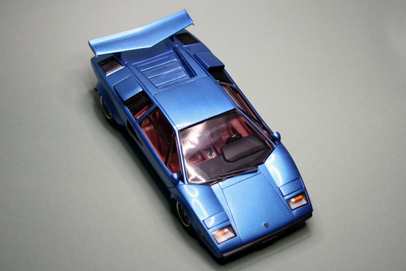 Lamborghini Countach LP500S TAMIYA 1/24 Réf. 24306 IMG_1538