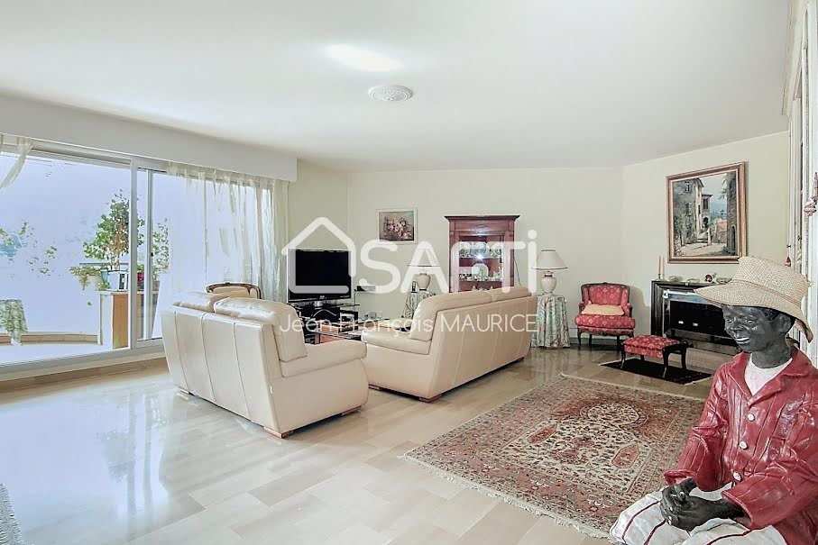 Vente appartement 4 pièces 126 m² à Cannes la bocca (06150), 549 000 €