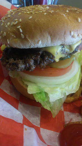 Hamburger Restaurant «lov-a burger», reviews and photos, 49660 Gratiot Ave, New Baltimore, MI 48051, USA