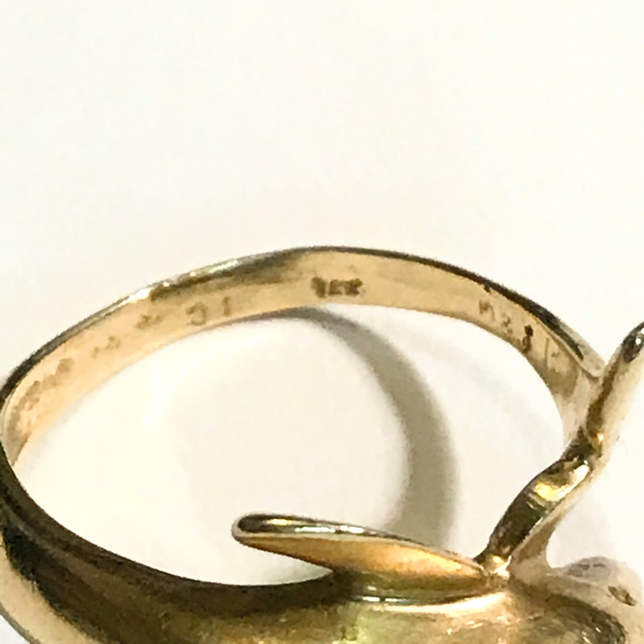 14K Gold Dolphin Ring