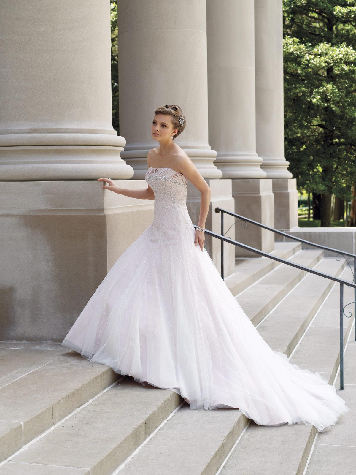 ivory wedding dresses with