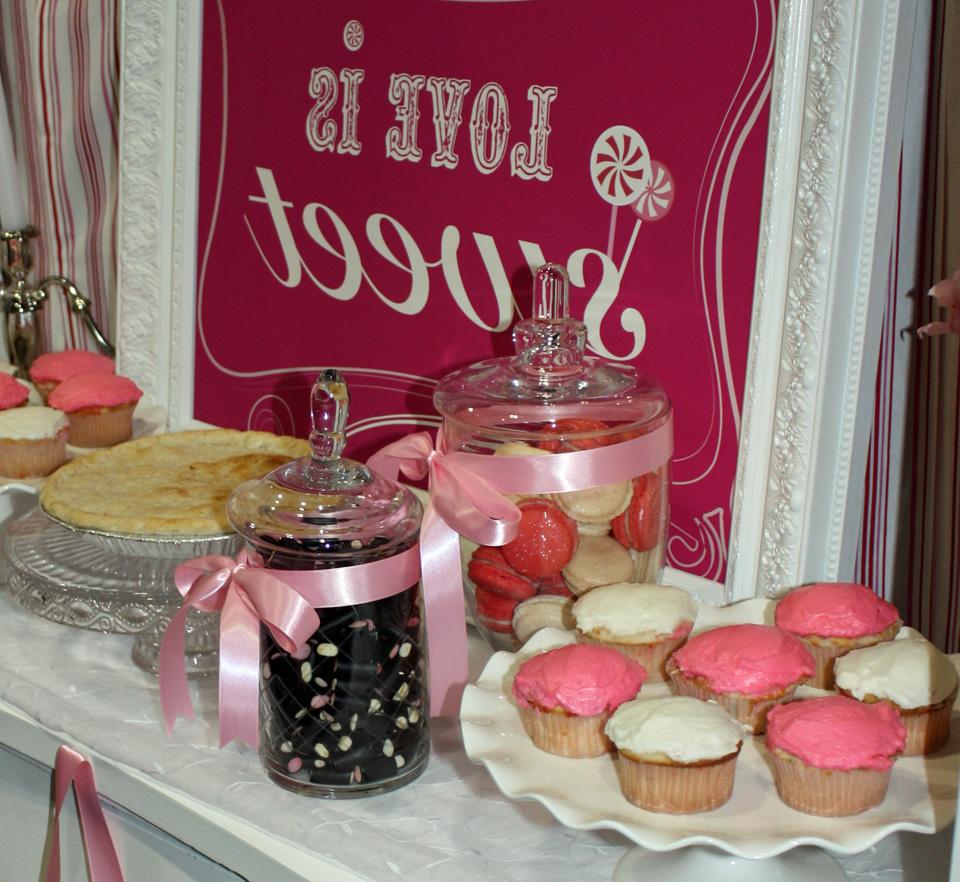 sweet table - love is sweet!