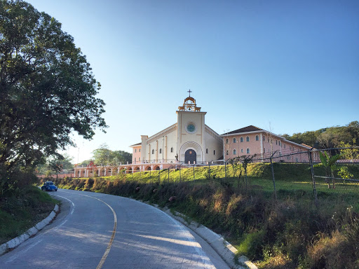 Monasterio de las Benedictinas San Juan Bautista, Camino de la Vía 2, Alvaro Obregon, 91605 San Marcos de León, VER, México, Institución religiosa | EDOMEX