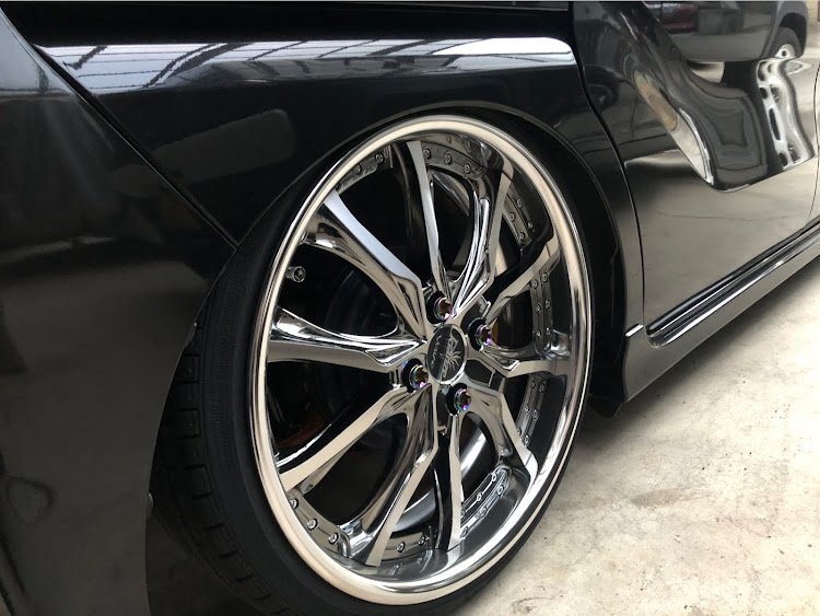 タントカスタムのクレンツェヴェラーエ・ツラウチ・車高調整に関するカスタム事例の投稿画像11枚目