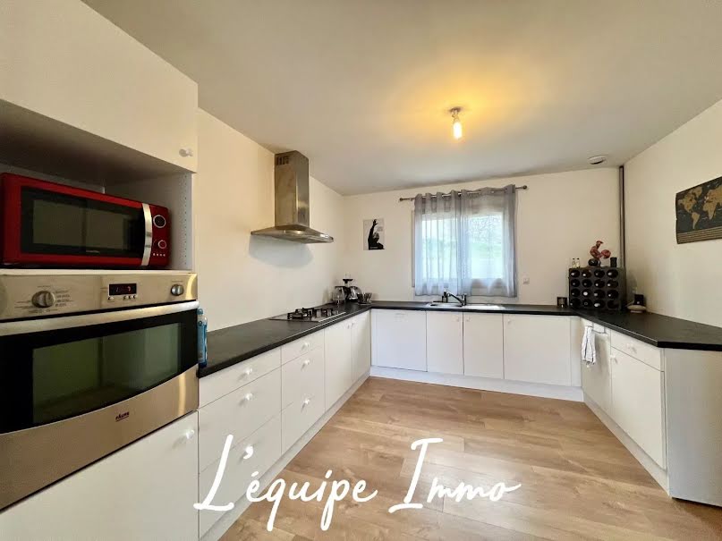 Vente maison 5 pièces 127 m² à L'Isle-Jourdain (32600), 255 000 €