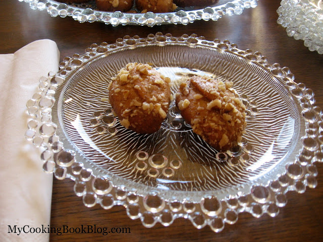 Меломакарона (Μελομακάρονα)