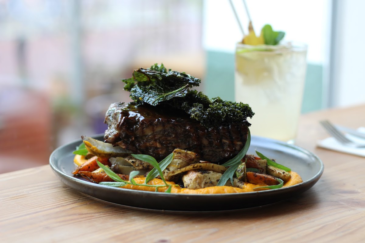 Plant-based glutenfree shroom steak