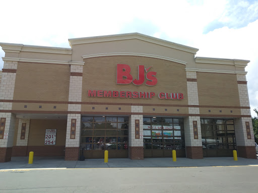 Warehouse club «BJ’s Membership Club», reviews and photos, 6301 Triangle Plantation Dr, Raleigh, NC 27616, USA