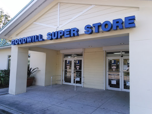 Thrift Store «Goodwill Jupiter Super Store & Donation Center», reviews and photos, 1280 W Indiantown Rd, Jupiter, FL 33458, USA