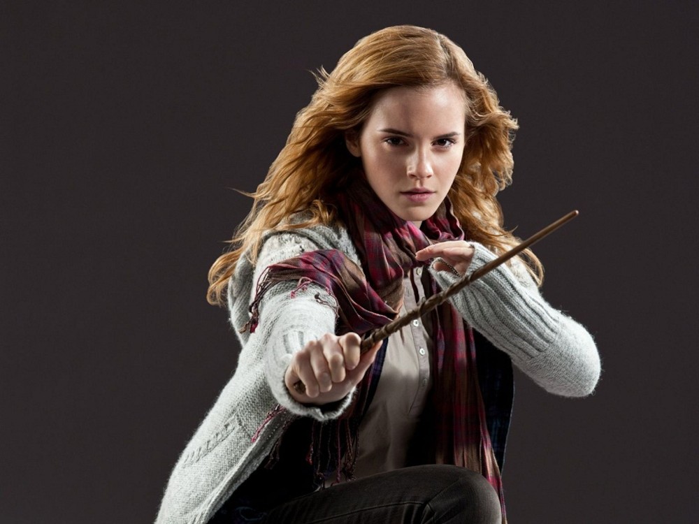 파일:external/images5.fanpop.com/Hermione-Granger-Wallpaper-hermione-granger-25680197-1024-768.jpg