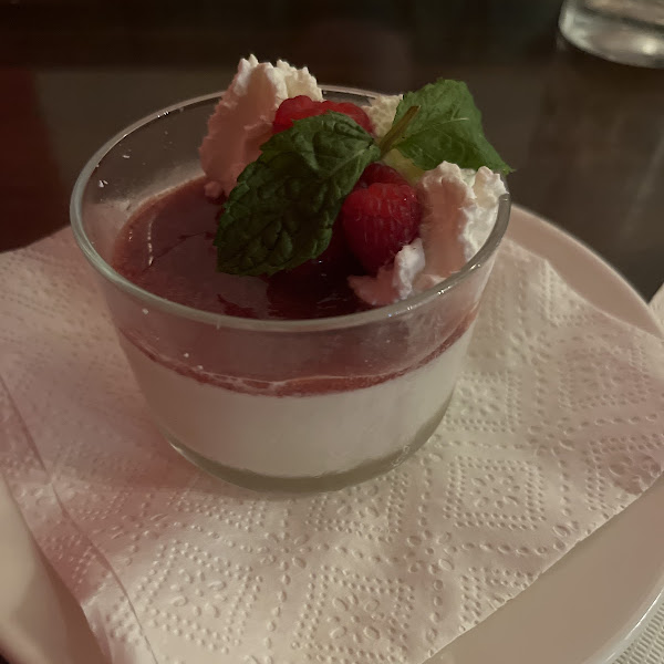 Gluten free panna cotta