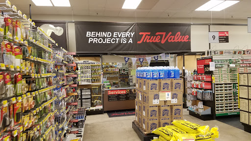 Home Improvement Store «Mount Prospect True Value», reviews and photos, 1490 S Elmhurst Rd, Mt Prospect, IL 60056, USA