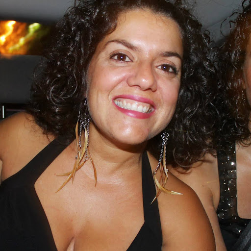 Yolanda Reyes