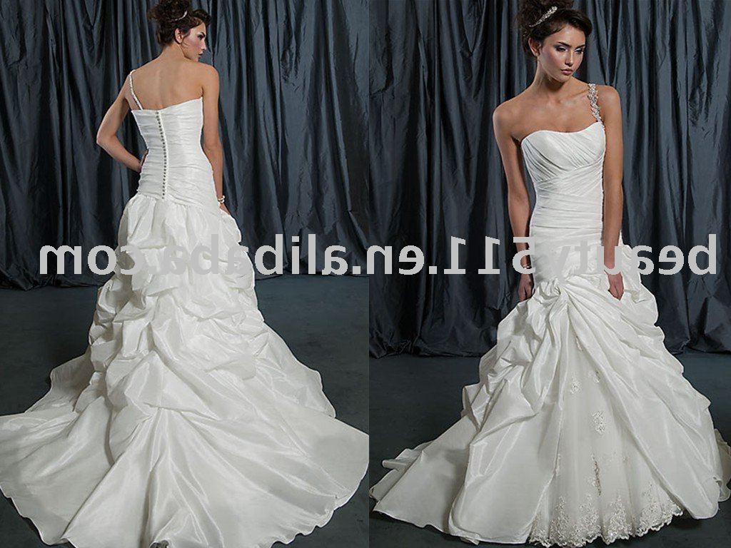 See larger image: 2010 Asymmetrical beaded Strap Simple Wedding Dress SL460